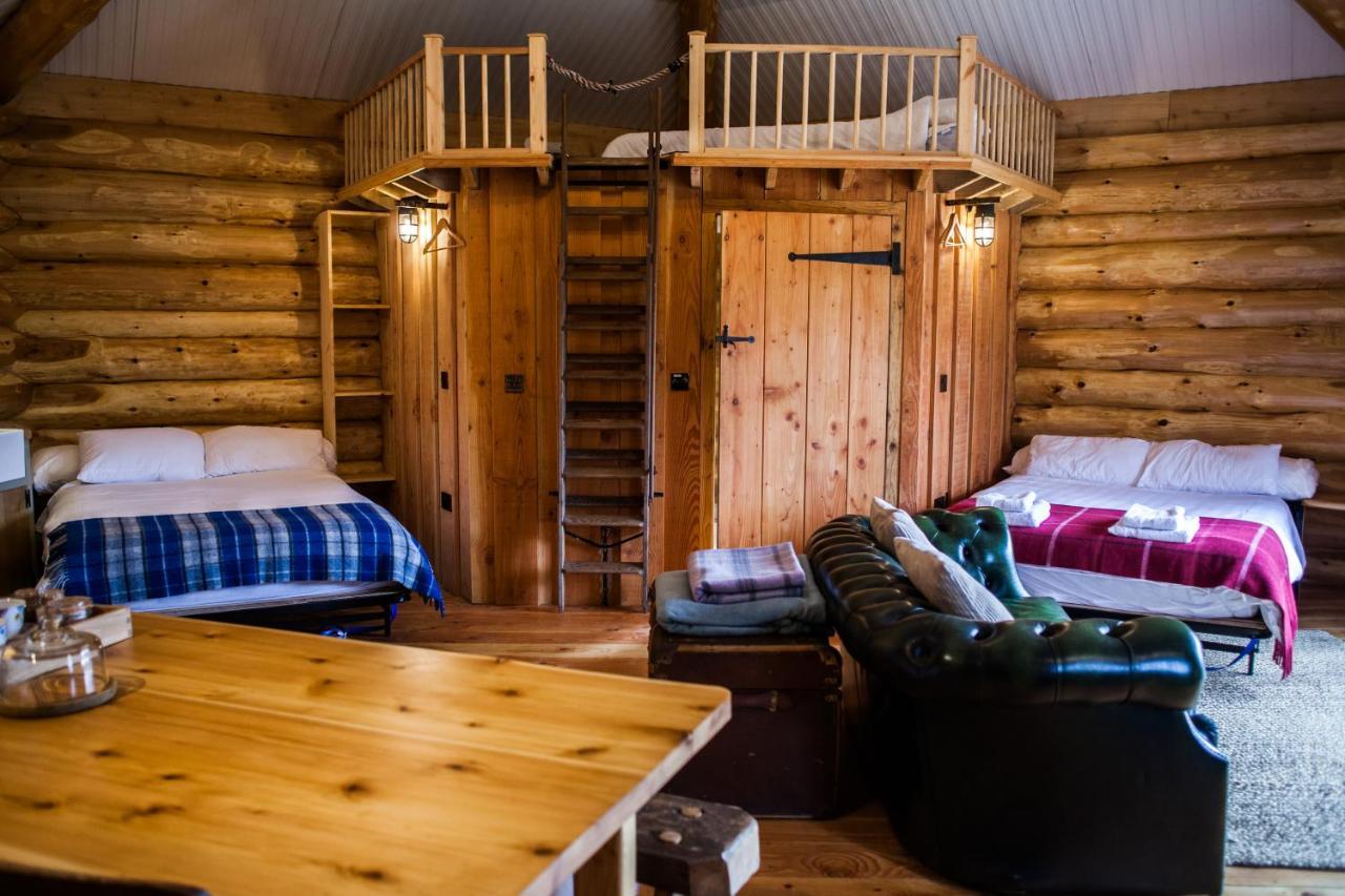 Coed Y Marchog Woodland Retreat Деревянный коттедж